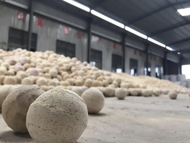多種材質(zhì)的耐火球該如何選擇？