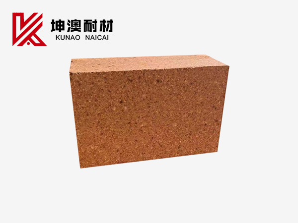 低氣孔粘土磚